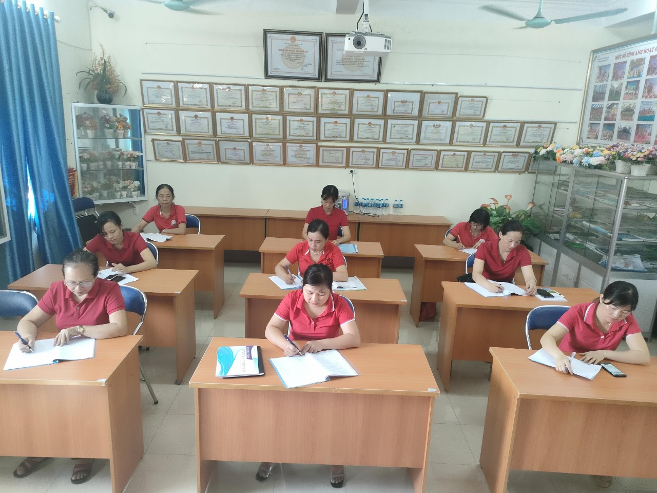 z3649440303238 2d0b3bf53bbea56ff908fa00e4aff929 (1)