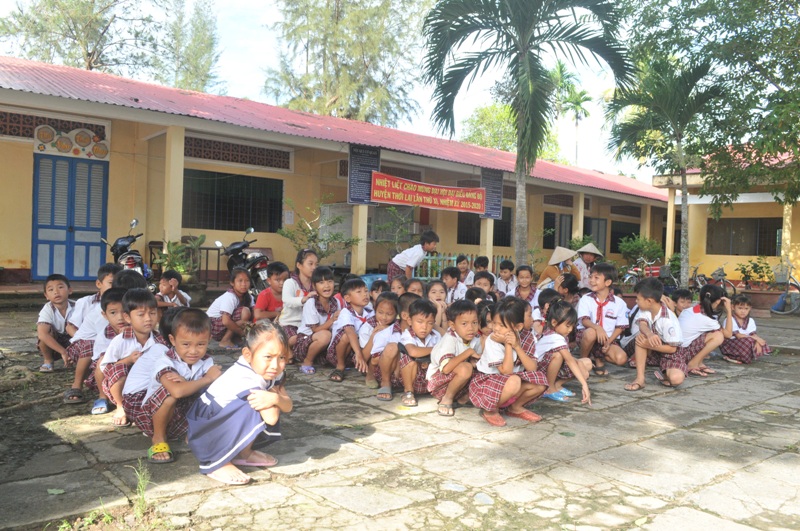 Nhiều lãnh đạo ngành giáo dục ở ĐBSCL, để giải quyết vấn đề biên chế GV mầm non thì UBND tỉnh, thành, Sở Nội vụ sớm phân bổ biên chế cho ngành giáo dục theo tinh thần Nghị quyết của HĐND tỉnh.