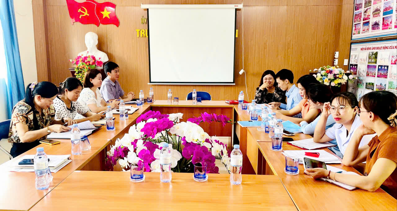 TRƯỜNG MẦM NON HOA SEN ĐÓN ĐOÀN KIỂM TRA LIÊN NGÀNH AN TOÀN THỰC PHẨM