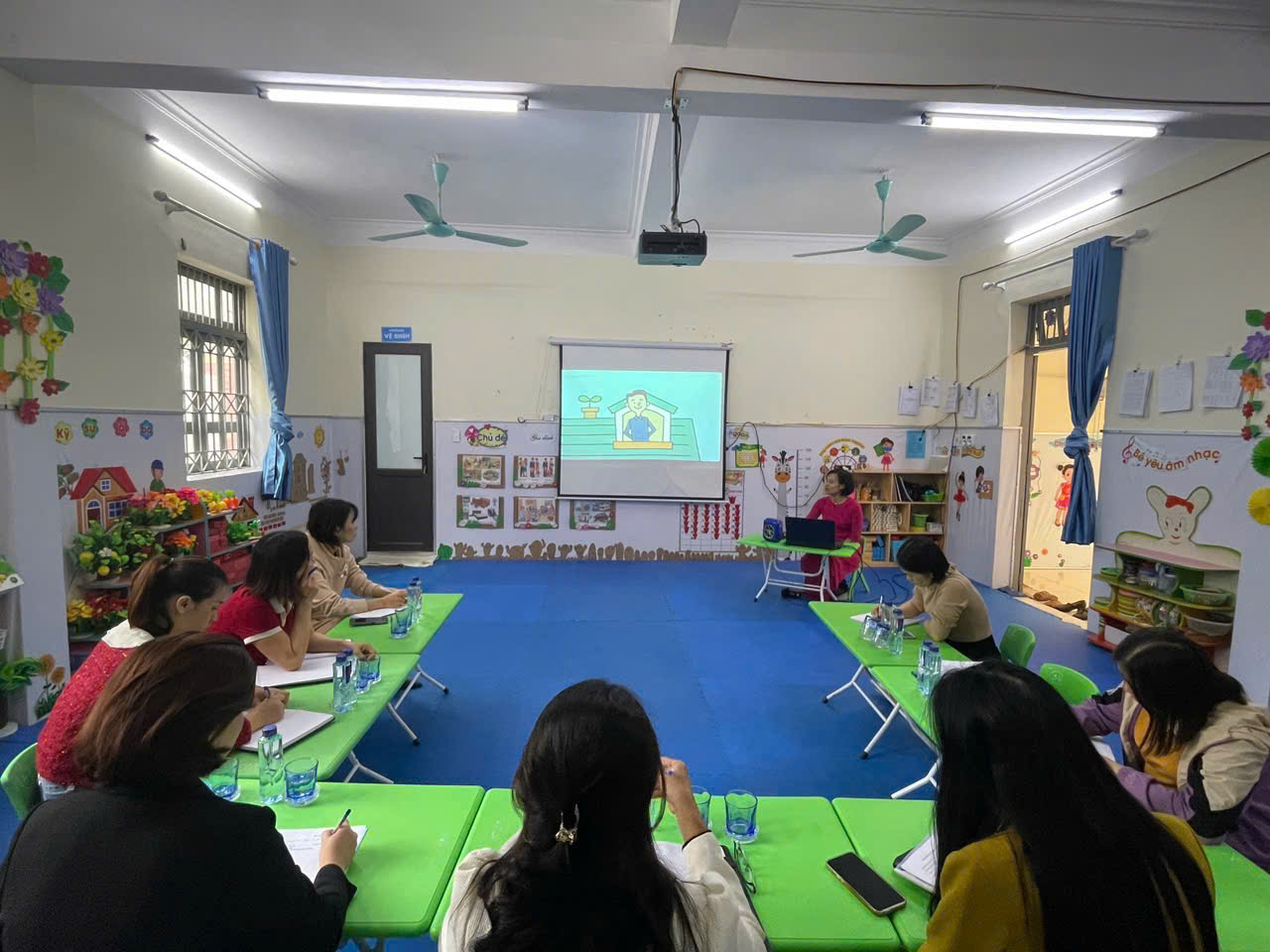 ỨNG DỤNG AI TRONG DẠY HỌC ĐỔI MỚI, SÁNG TẠO TẠI TRƯỜNG MẦM NON HOA SEN